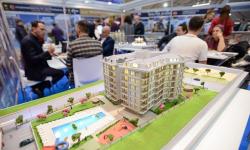 Explore the best real estate opportunities in Canada. Our exhibitions offer the latest trends and investments, so you can find the perfect property for you. Come and explore the possibilities today! Visit: Bleu7.com